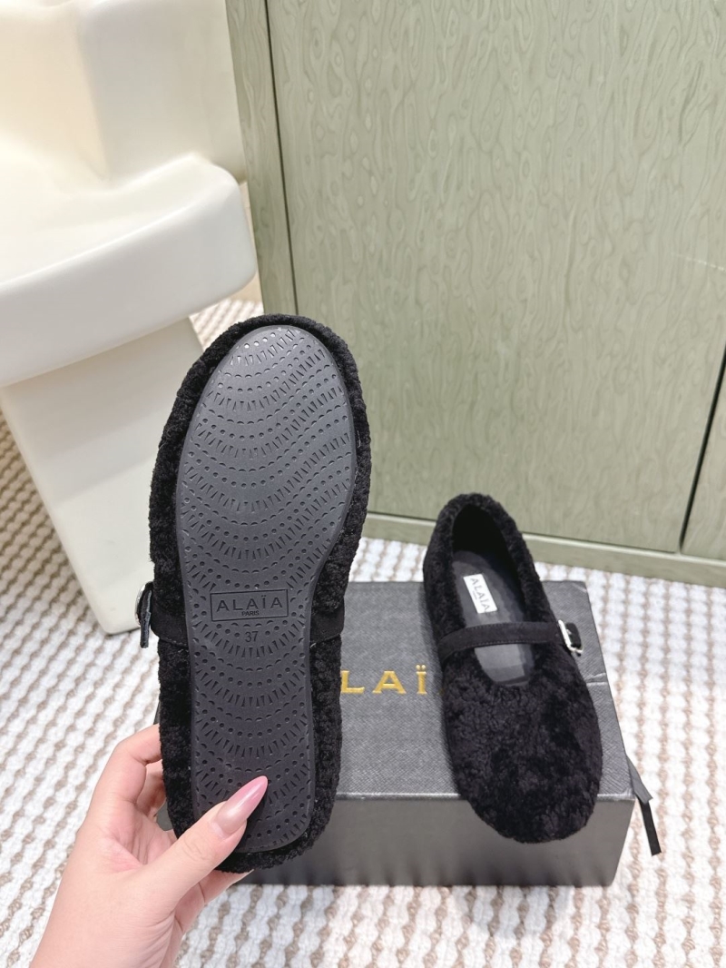 Alaia Flat Shoes